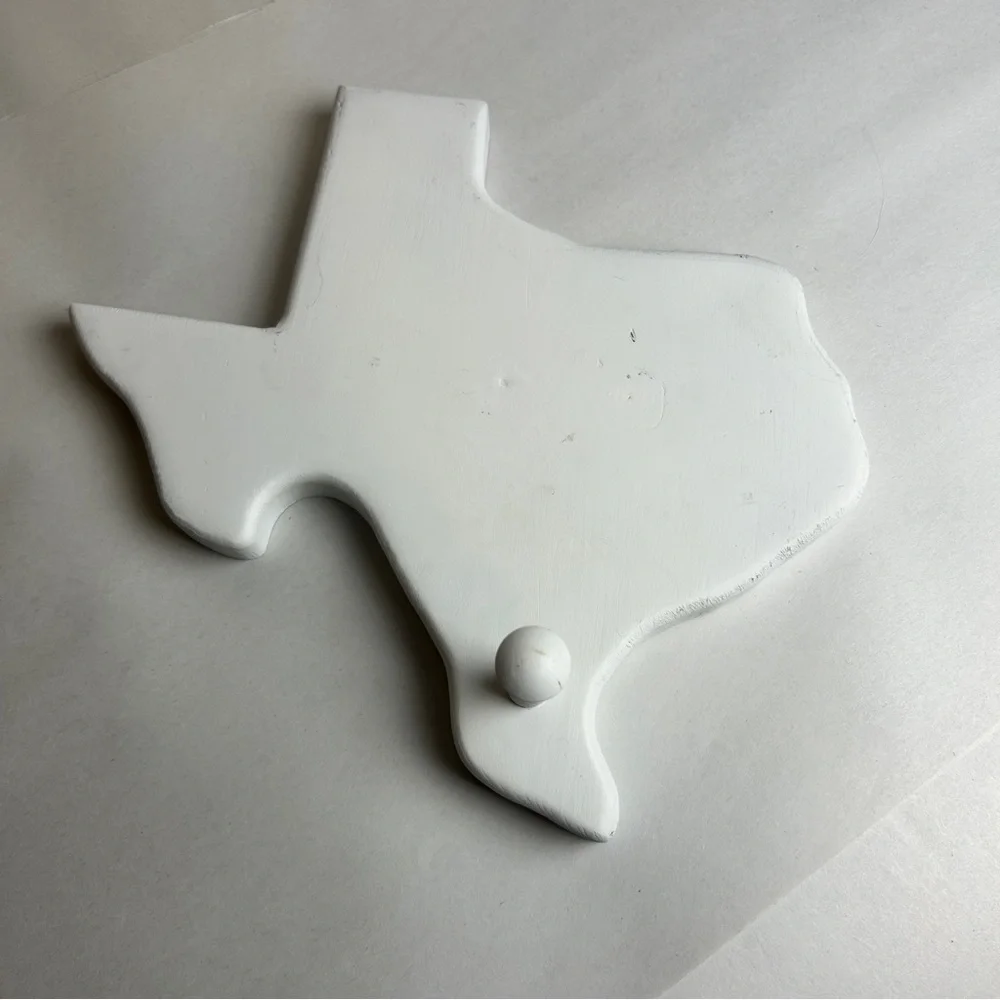 Texas shape wood wall hanger by apple craft